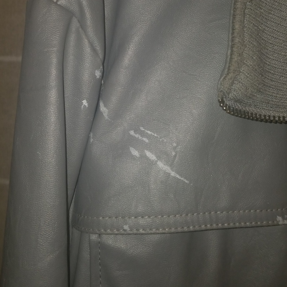 Coat - Picture 3 of 8